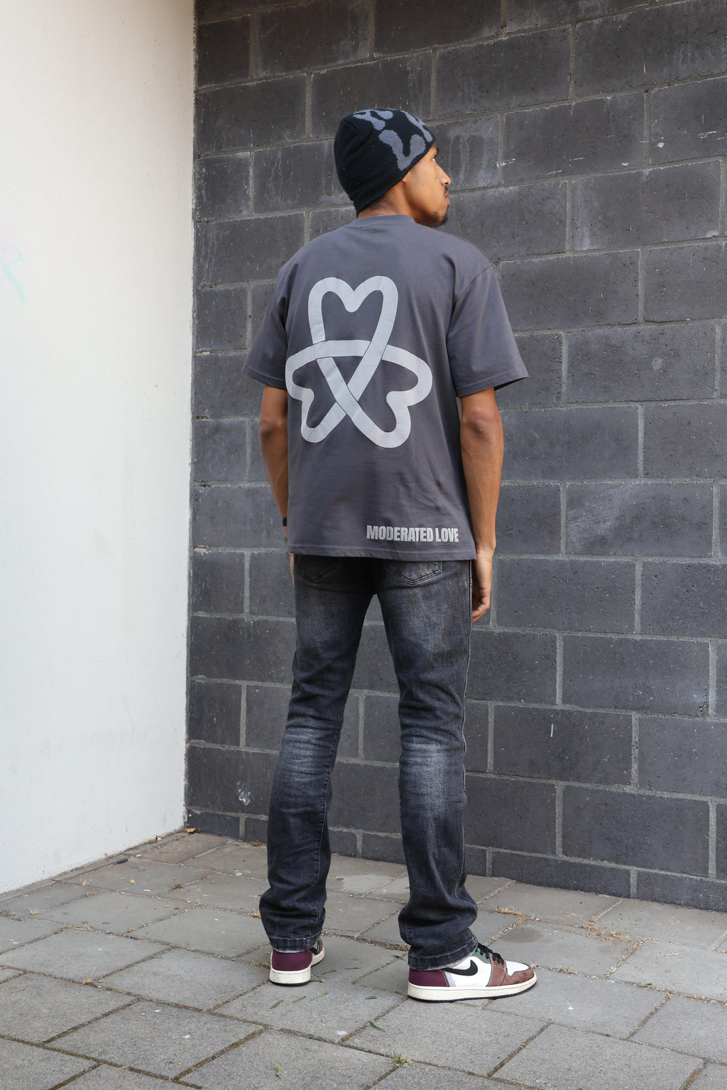 MODERATED LOVE - t-shirt (gray)