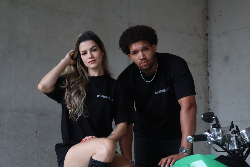 MODERATED LOVE – t-shirt (Black)